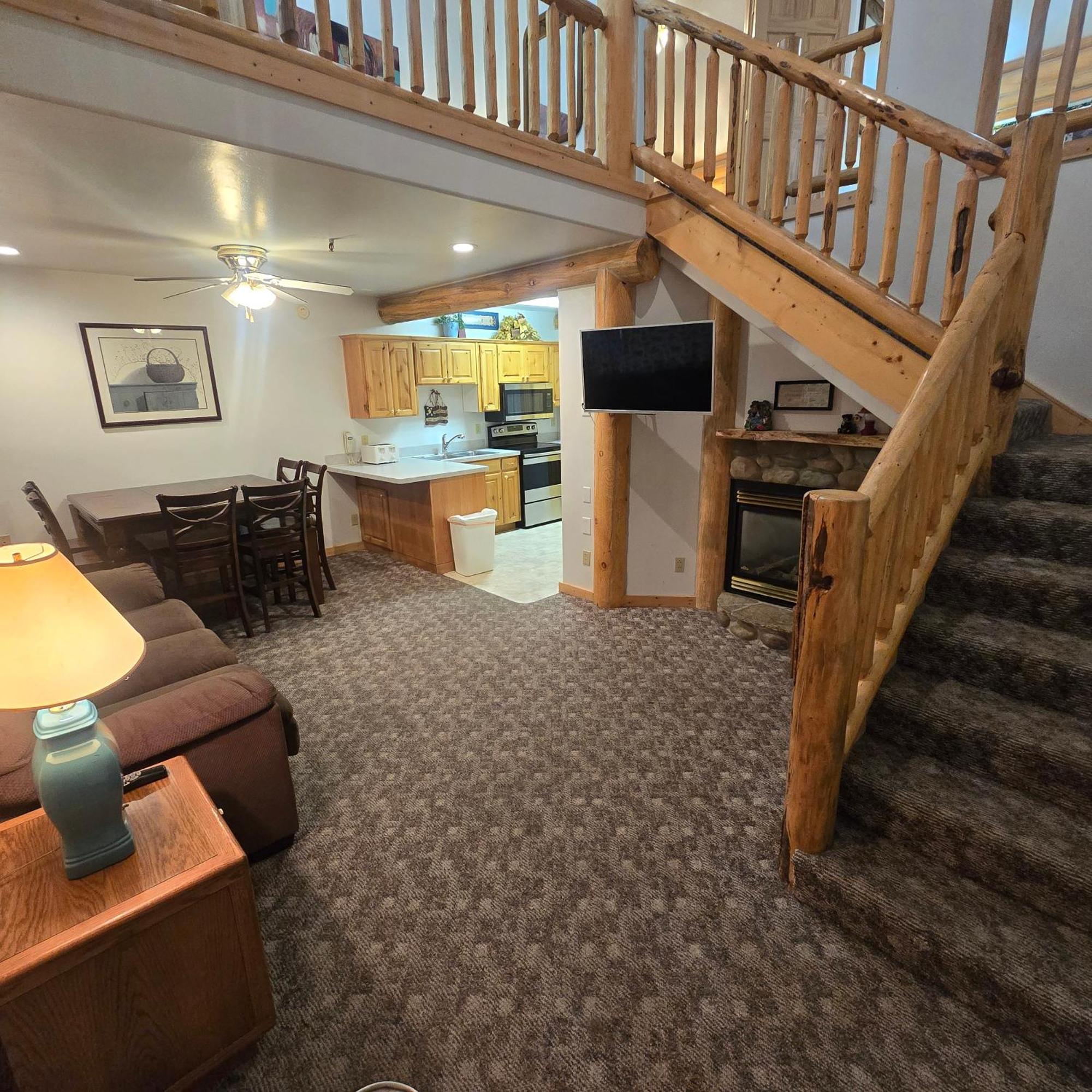 Jared'S Wild Rose Ranch Resort Айлънд Парк Стая снимка